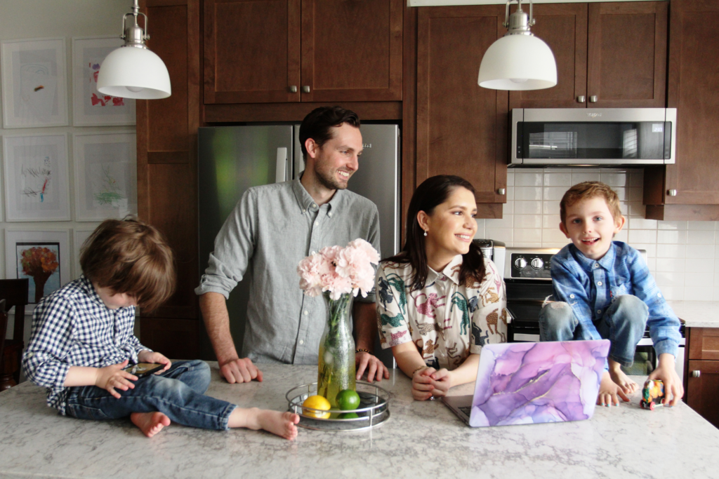 Anna Sinclair with the whole family